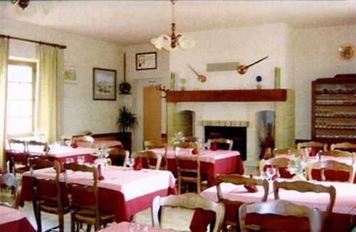 Hotel Chastrusse Nadaillac-de-Rouge Eksteriør billede